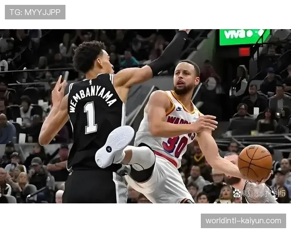 西部季后赛席位竞争白热化 勇士领先开拓者两个胜场